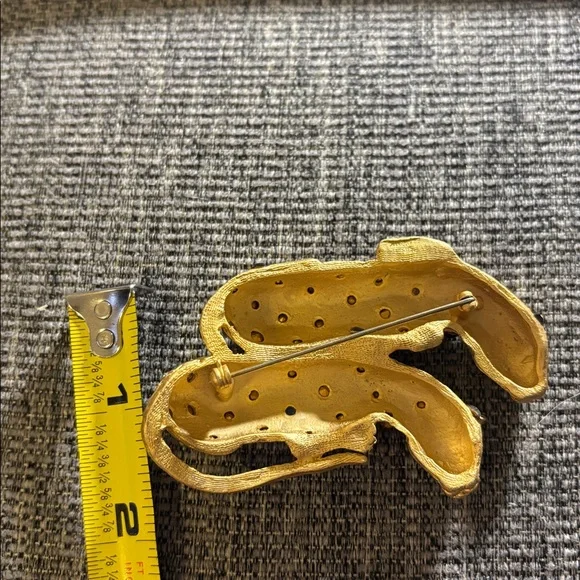 Vintage Gold Leopards Large Brooch Pin with Rhinestone Encrusted - Picture 5 of 7